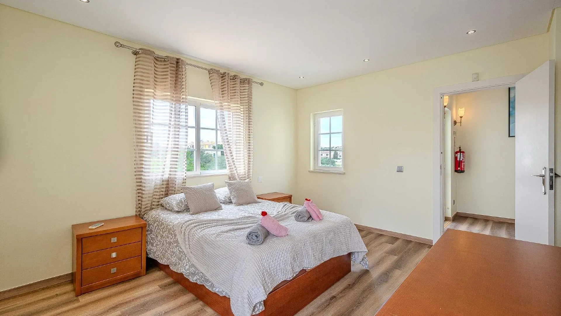 Villa Monica - Heated Pool - By Algarkasa Albufeira Holiday home