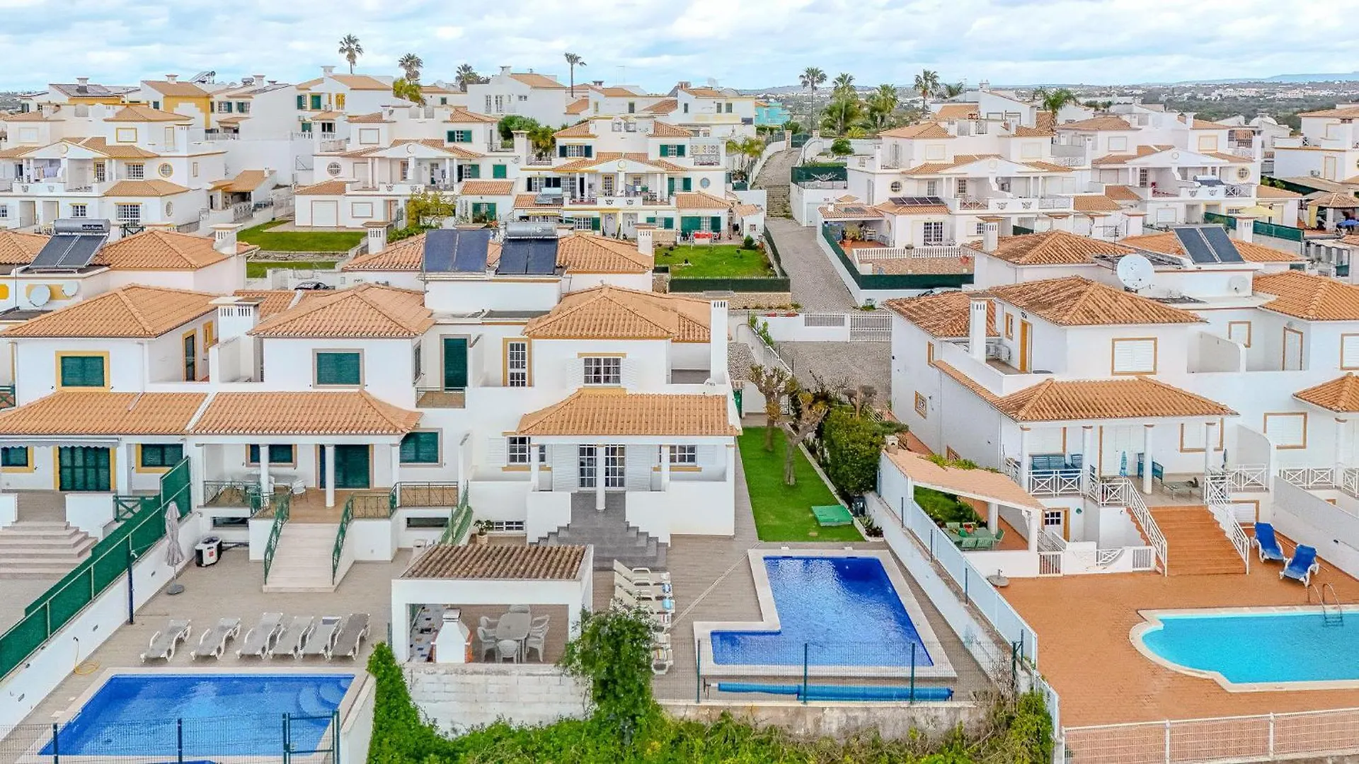 Villa Monica - Heated Pool - By Algarkasa Albufeira Holiday home